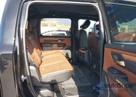 2021 Ram 1500 Limited Longhorn 4X4 5'7 Box z USA, uszkodzony, nr VIN 1C6SRFKT5MN524351